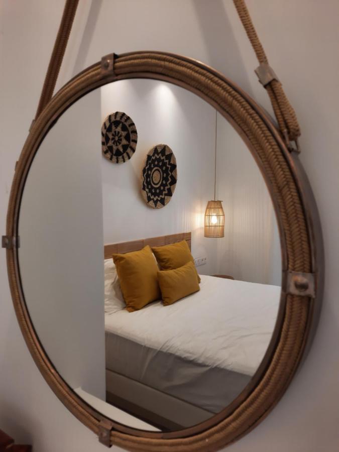 Konstantza'S Superior Suite Naxos City Habitación foto